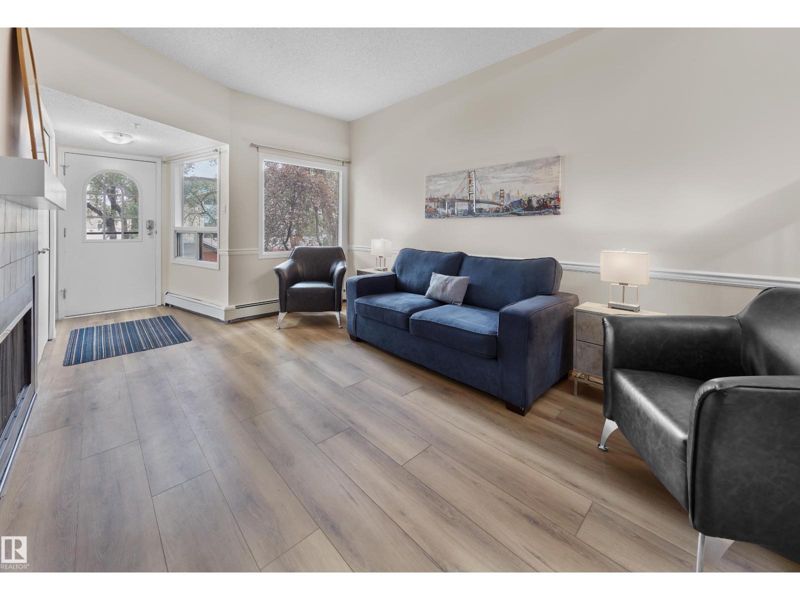 11140 83 Av Nw, Edmonton, Alberta  T6G 0V1 - Photo 3 - E4487046