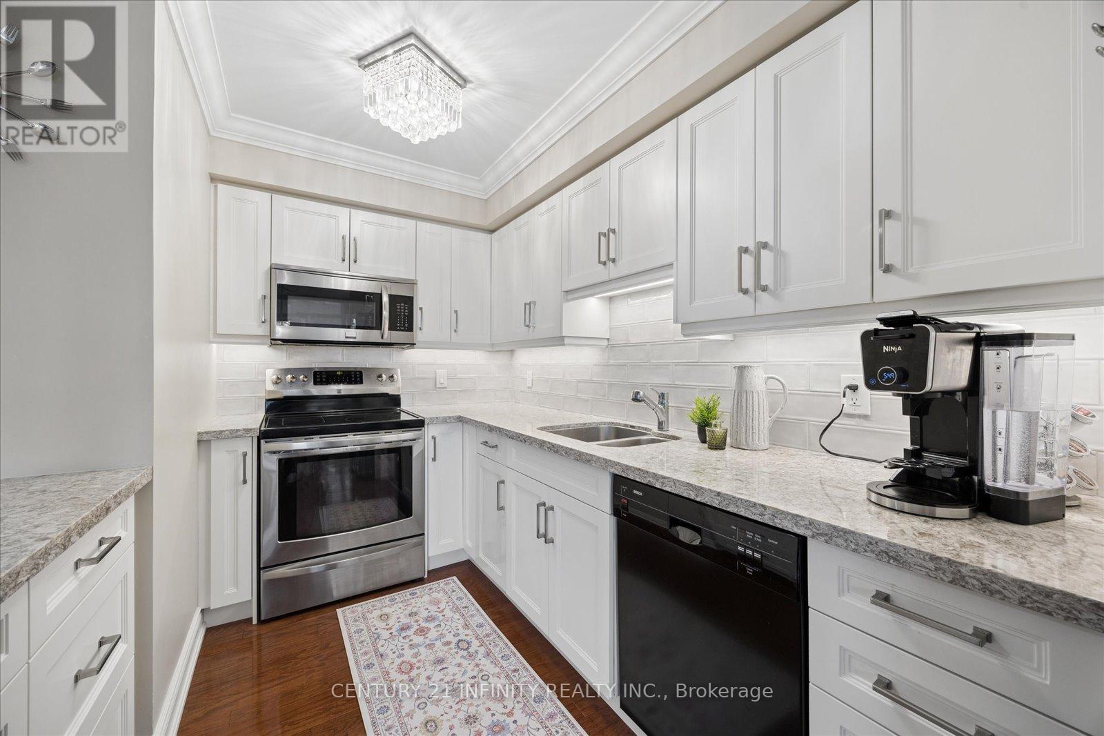 635 - 50 RICHMOND STREET E, Oshawa, Ontario