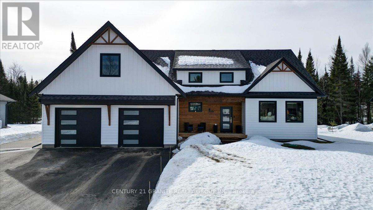 10 Bancroft Ridge Drive, Bancroft, Ontario  K0L 1C0 - Photo 2 - X12885754