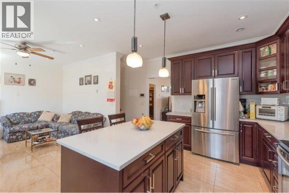 2208 E 41st Avenue, Vancouver, British Columbia  V5P 1L6 - Photo 8 - R3121858