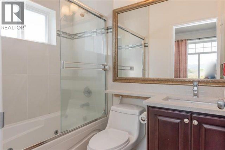 2208 E 41st Avenue, Vancouver, British Columbia  V5P 1L6 - Photo 13 - R3121858