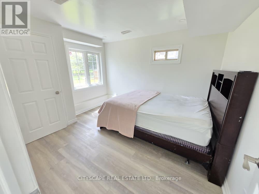 Lower - 16 Angelgate Road, Brampton, Ontario L6Y 0X8 - Photo 6 - W13048946