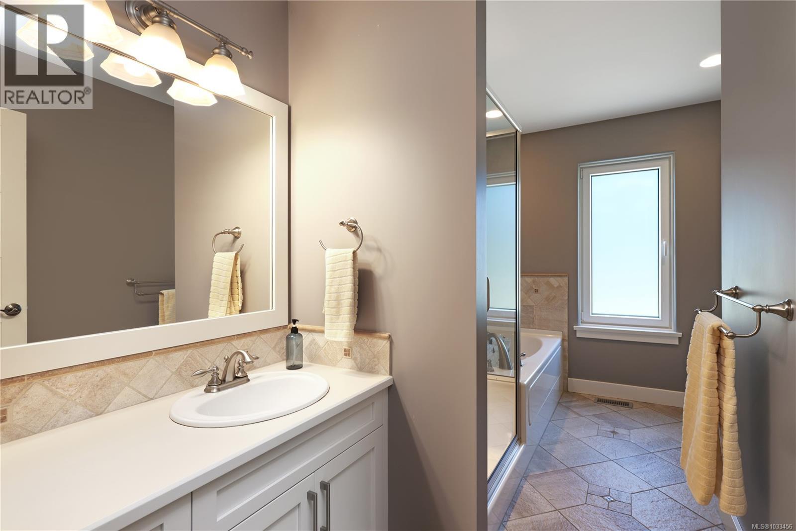 1790 Claudet Rd, Nanoose Bay, British Columbia  V9P 9B3 - Photo 59 - 1033456