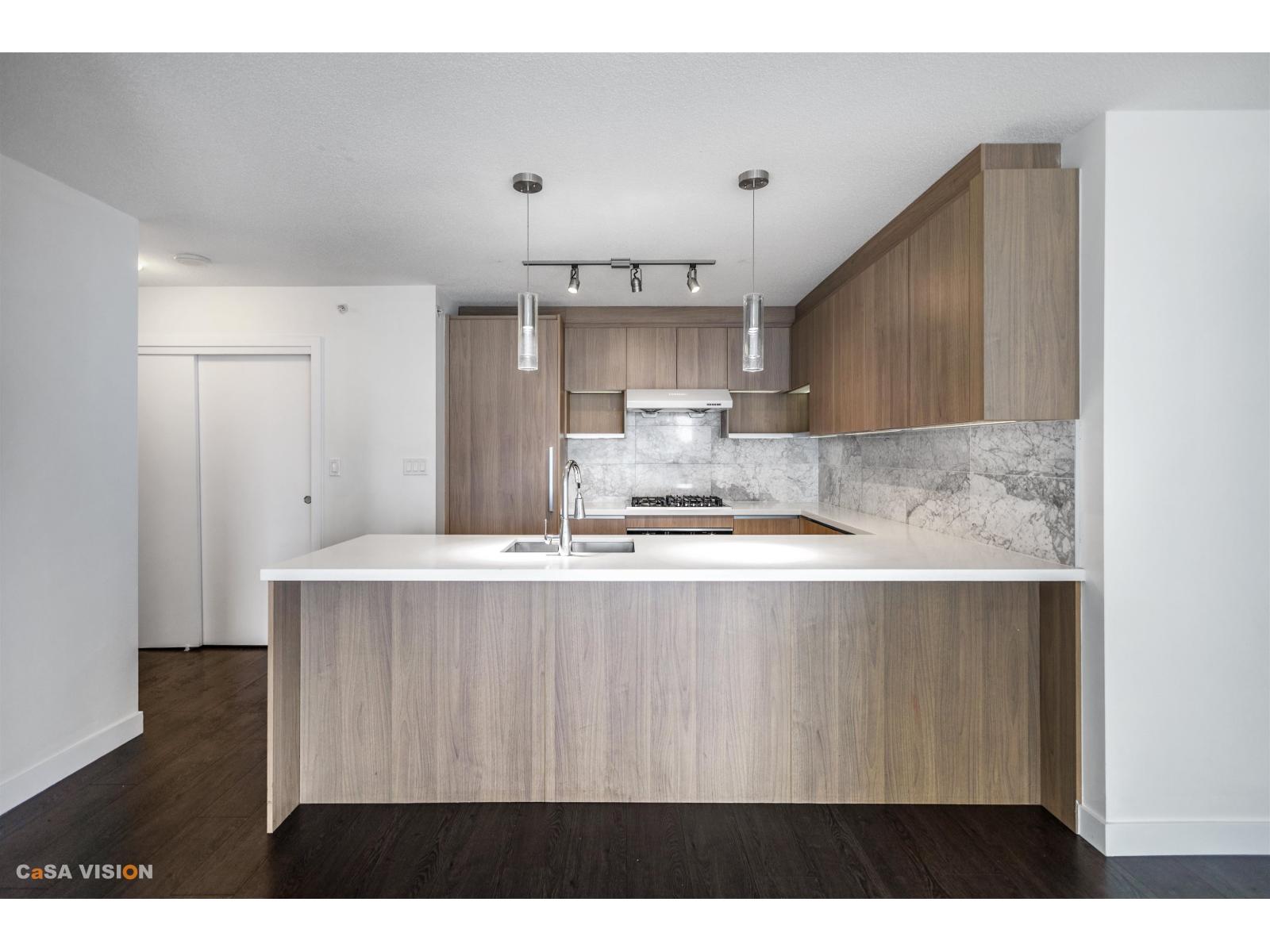 1606 13750 100 Avenue, Surrey, British Columbia  V3T 0L3 - Photo 3 - R3122260