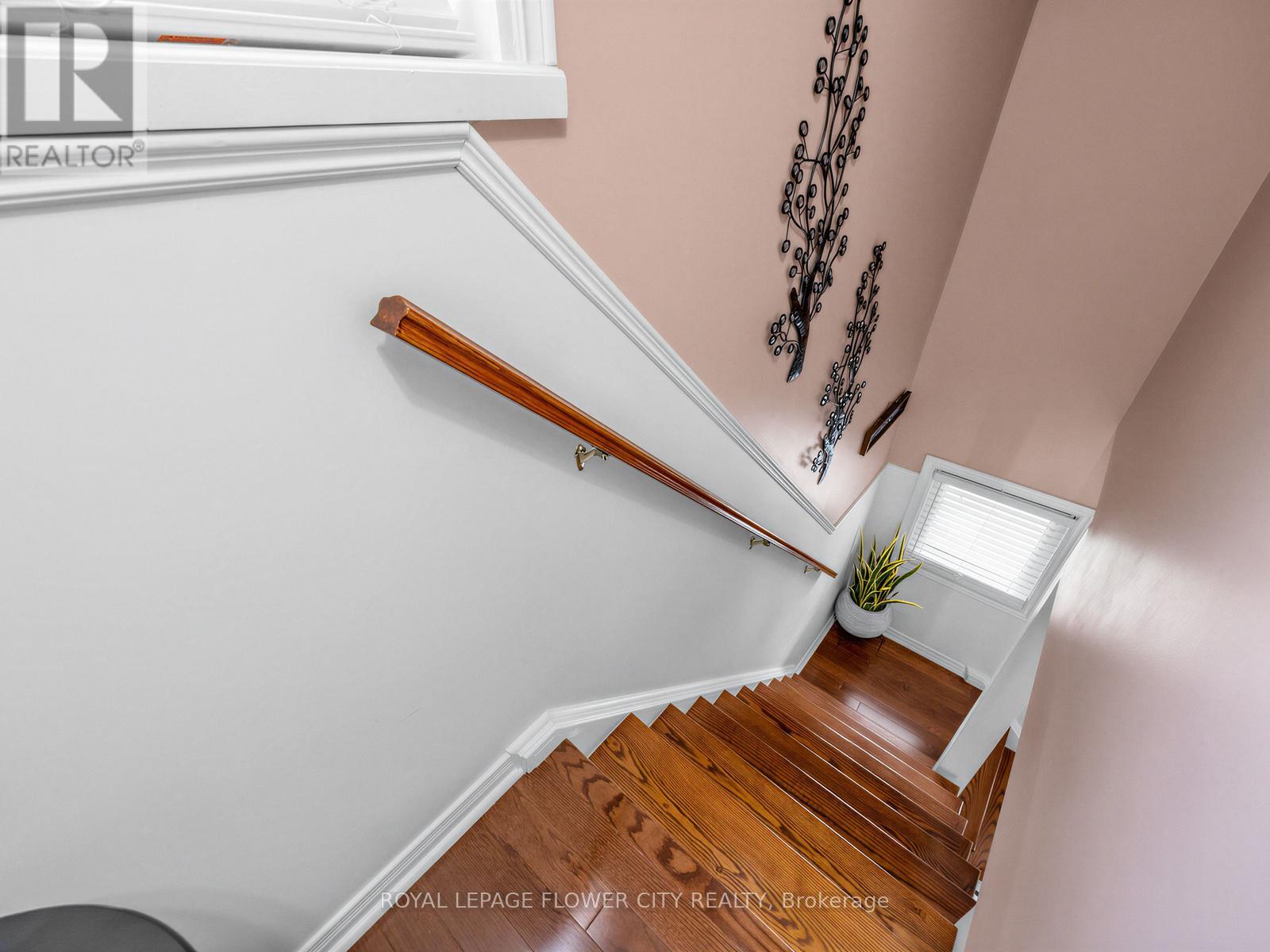 16 Blossom Avenue, Brampton, Ontario  L6X 2W3 - Photo 30 - W13087492
