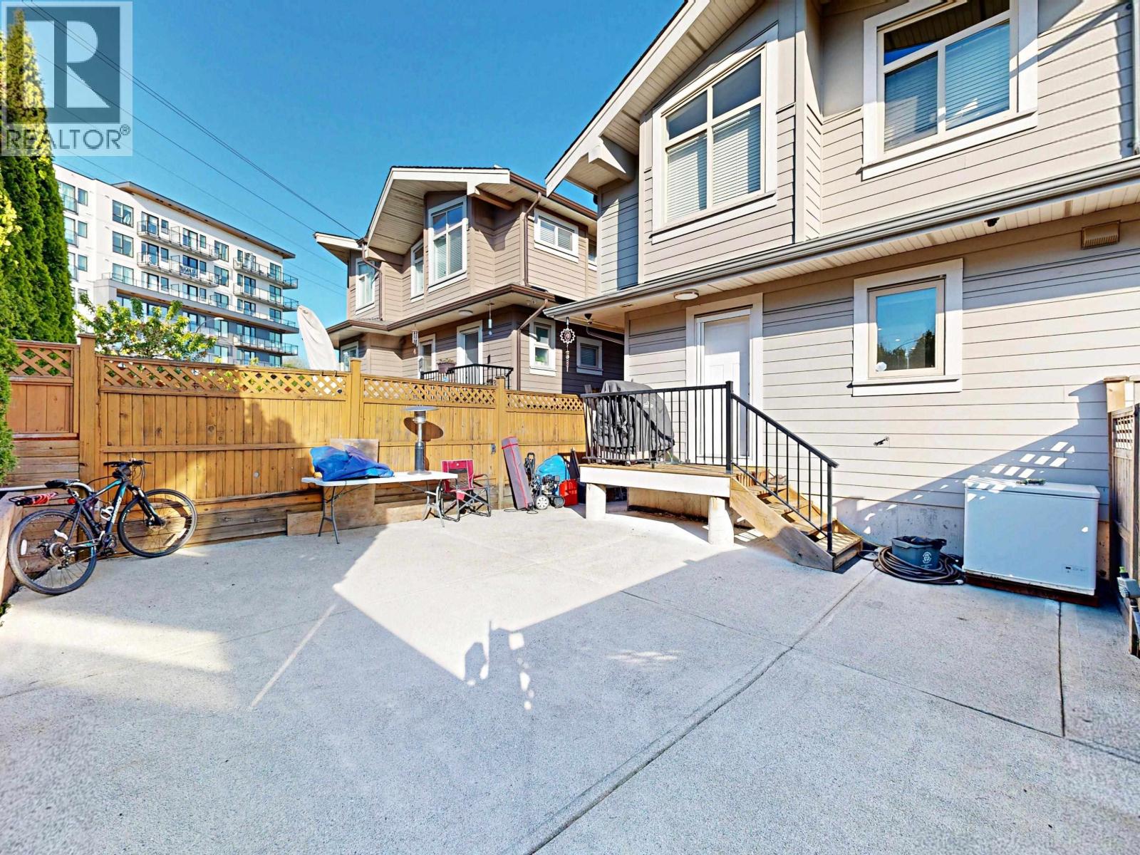 7377 Stride Avenue, Burnaby, British Columbia  V3N 1V3 - Photo 34 - R3119153