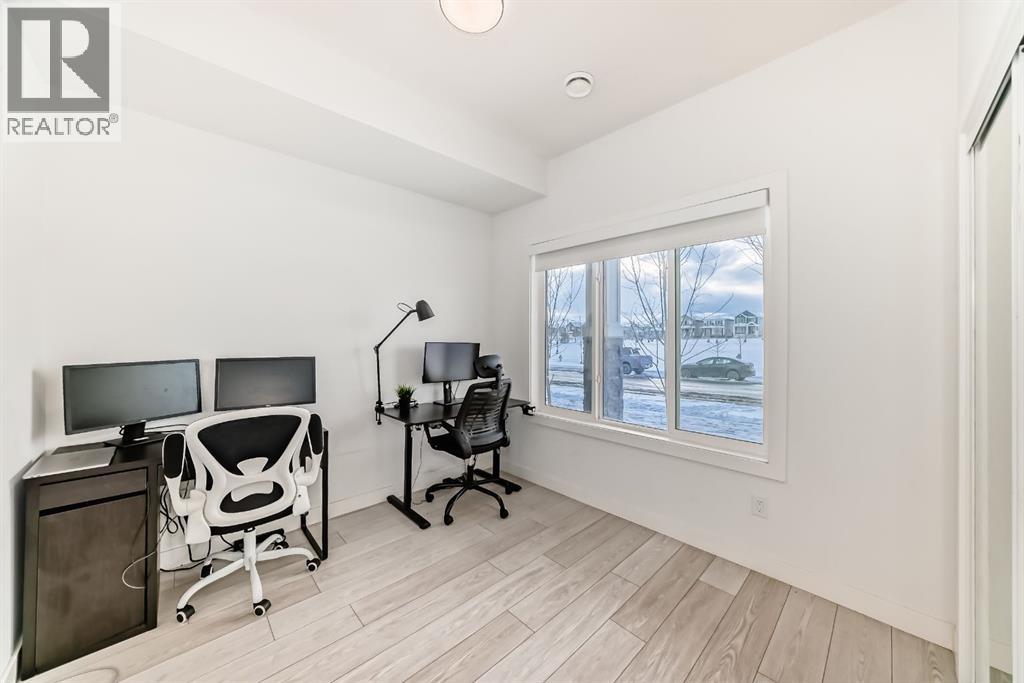 202 Creekstone Drive SW, Calgary, Alberta  T2X 5L1 - Photo 29 - A2292470
