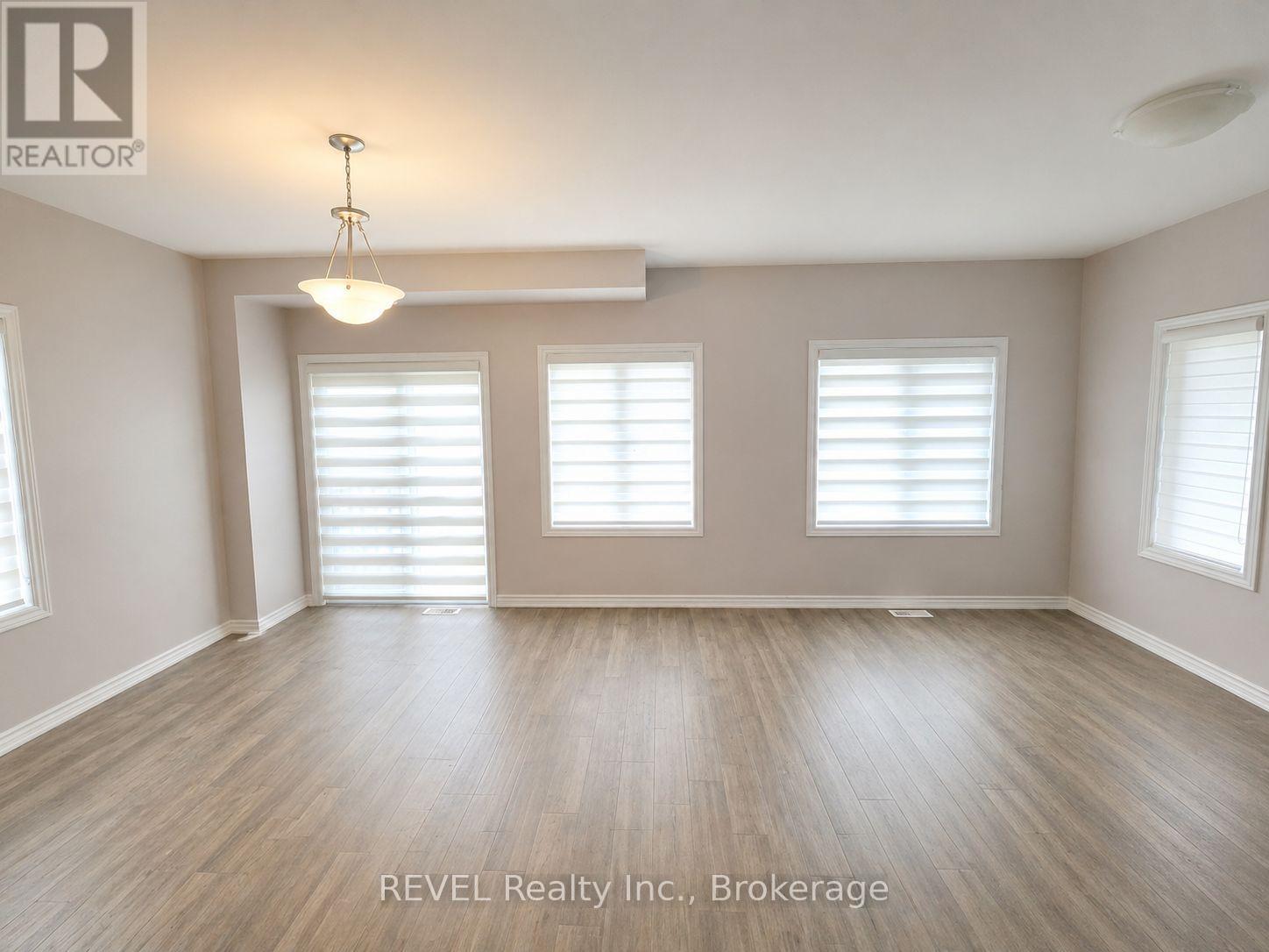 9 Caroline Street, Welland, Ontario  L3B 0J8 - Photo 4 - X13087870