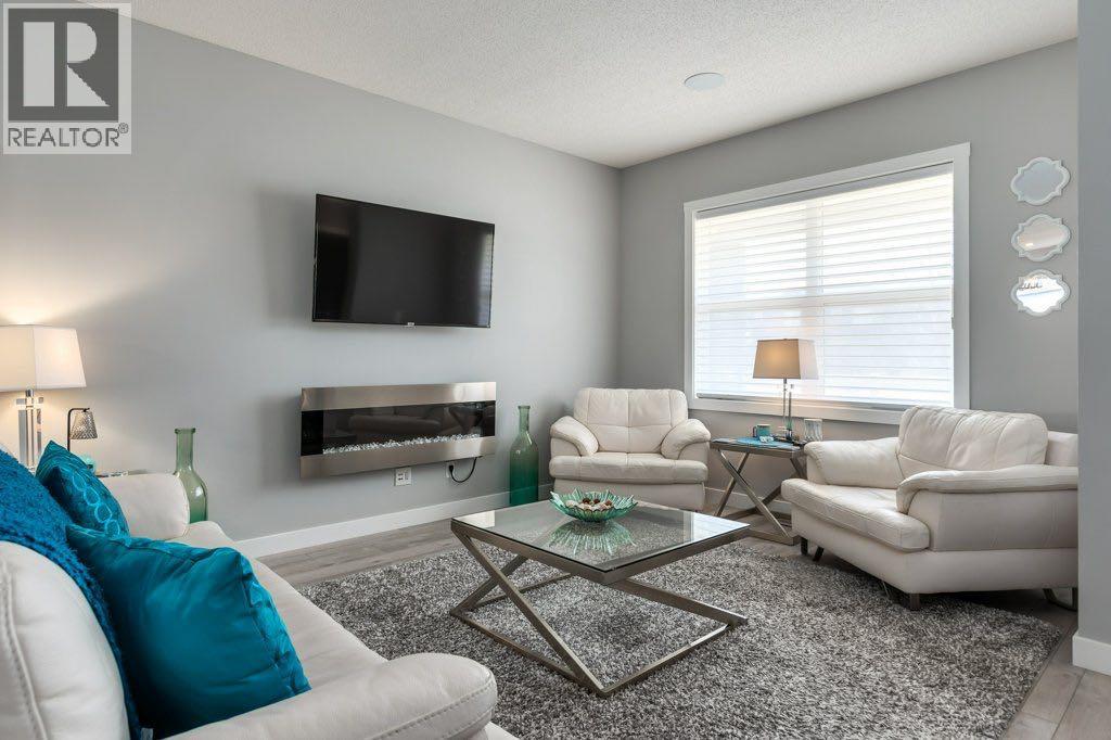 144 Wolf Willow Boulevard SE, Calgary, Alberta  T2X 1T8 - Photo 4 - A2308092