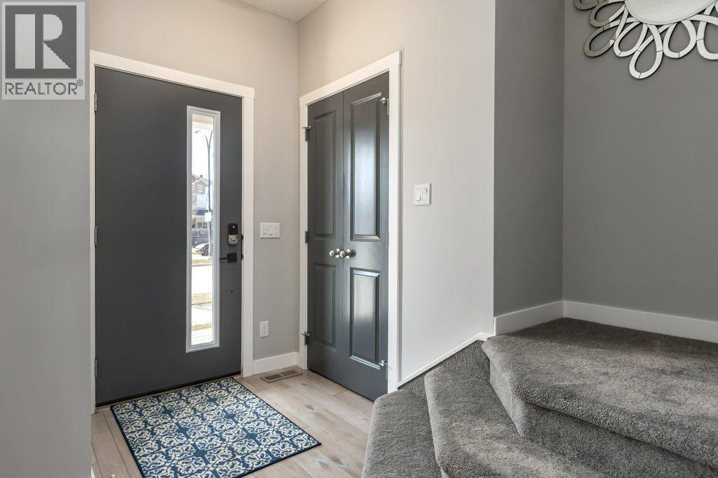 144 Wolf Willow Boulevard SE, Calgary, Alberta  T2X 1T8 - Photo 10 - A2308092