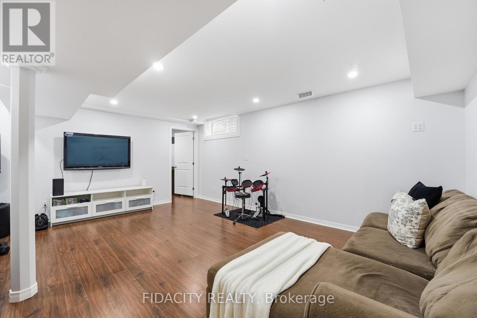 78 Black Bear Way, Ottawa, Ontario  K2S 2G7 - Photo 37 - X13113710