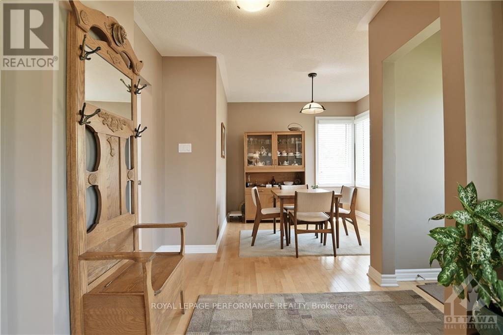 1707 Edge Hill Place, Ottawa, Ontario  K1V 7W5 - Photo 6 - X13113714