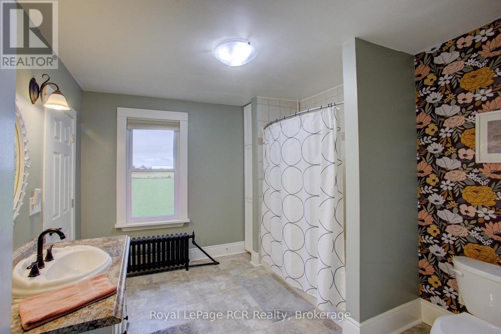 8220 Line 8, Wellington North, Ontario  N0G 2E0 - Photo 16 - X12993744
