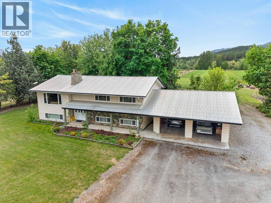 3930 NE 10 Avenue, Ne Salmon Arm, Salmon Arm