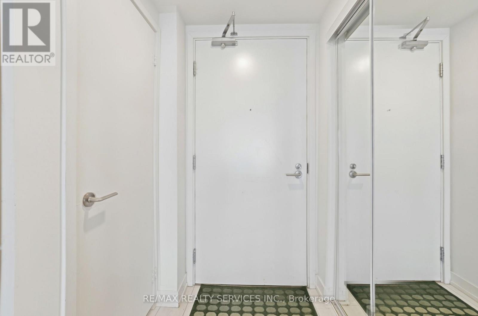 2121 - 19 Western Battery Road, Toronto, Ontario  M6K 3S4 - Photo 3 - C13113686