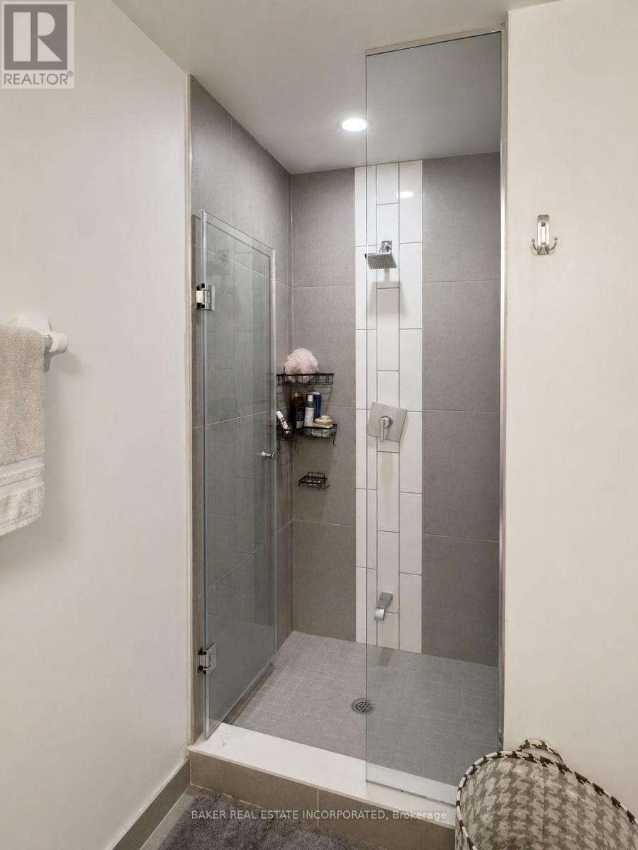 2102 - 70 Princess Street, Toronto, Ontario  M5A 0X6 - Photo 8 - C13113690