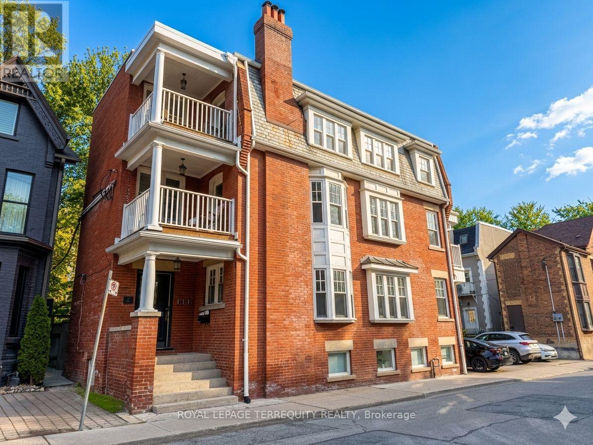 Unit 2 - 8 Webster Avenue, Toronto, Ontario  M5R 1N7 - Photo 1 - C13113696