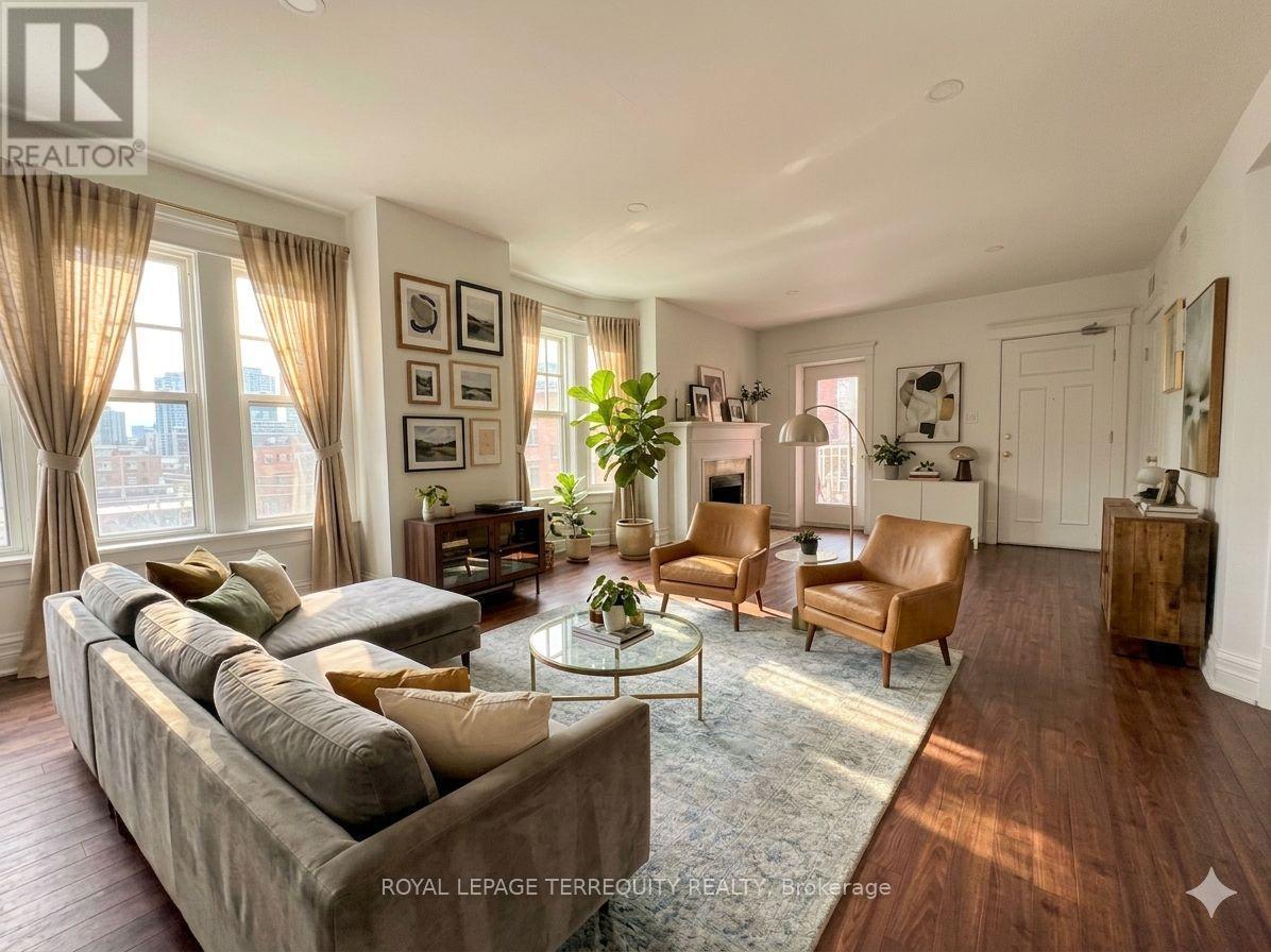 Unit 2 - 8 Webster Avenue, Toronto, Ontario  M5R 1N7 - Photo 2 - C13113696
