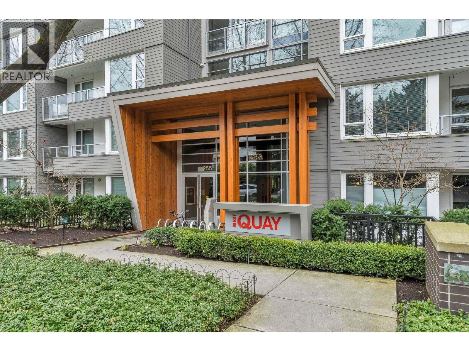 216 255 W 1st Street, North Vancouver, British Columbia  V7M 3G8 - Photo 3 - R3122002
