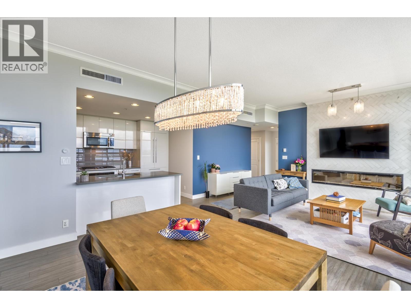 3101 3102 Windsor Gate, Coquitlam, British Columbia  V3B 0J3 - Photo 16 - R3122227