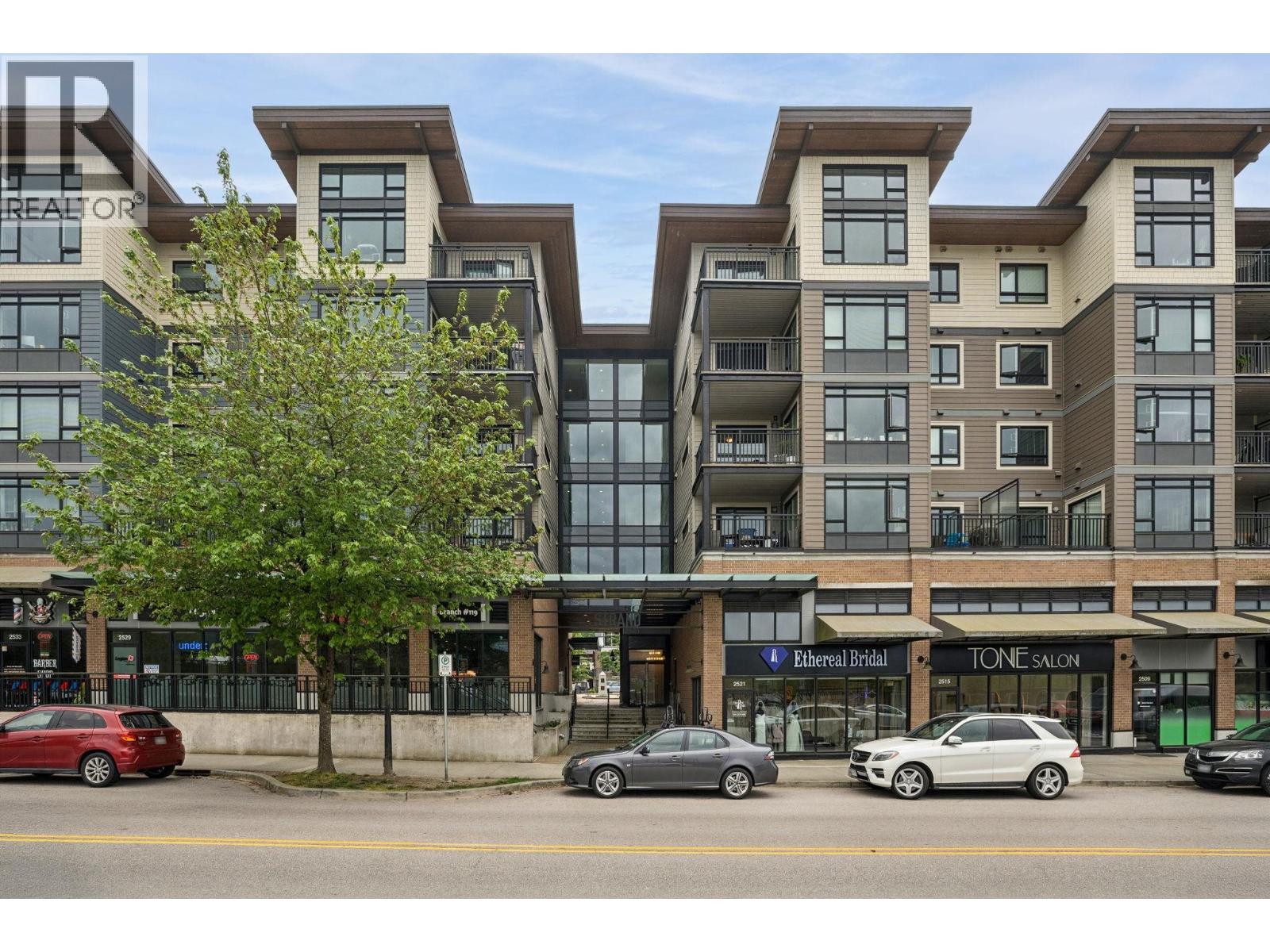 302 2525 Clarke Street, Port Moody, British Columbia  V3H 0J3 - Photo 1 - R3122235
