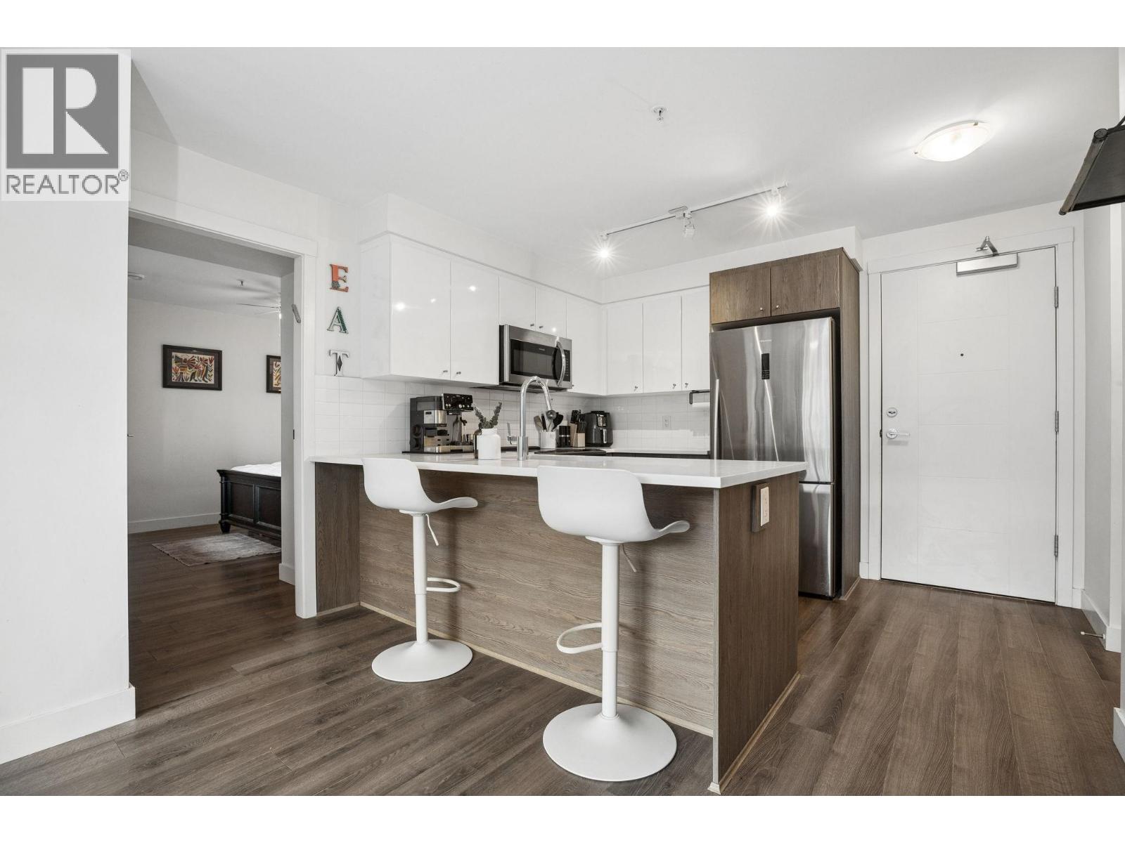 302 2525 Clarke Street, Port Moody, British Columbia  V3H 0J3 - Photo 11 - R3122235