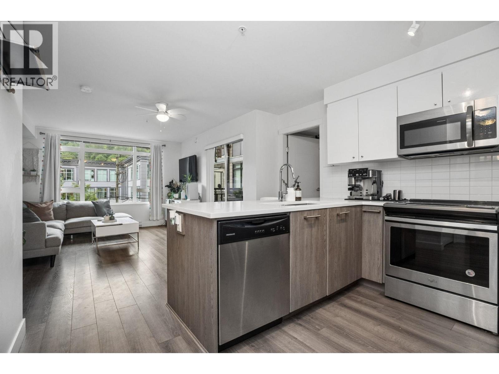 302 2525 Clarke Street, Port Moody, British Columbia  V3H 0J3 - Photo 16 - R3122235