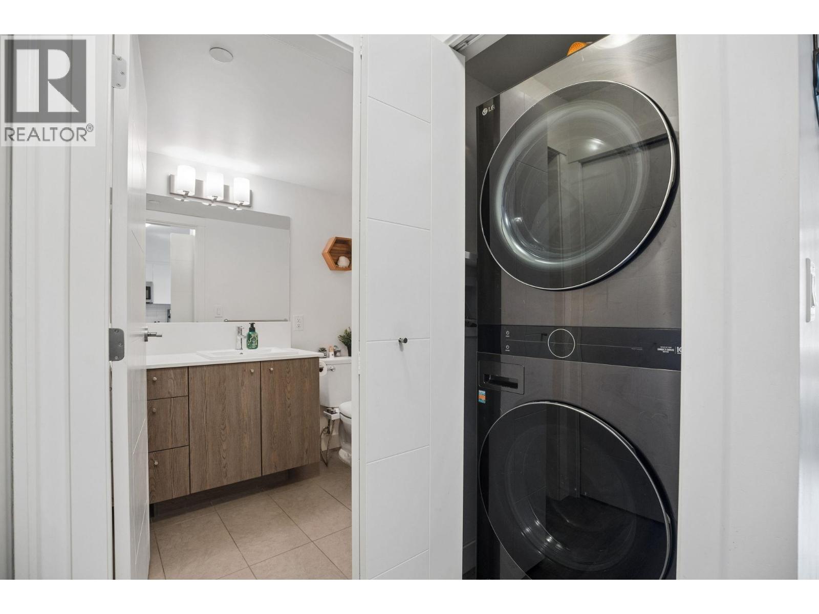 302 2525 Clarke Street, Port Moody, British Columbia  V3H 0J3 - Photo 24 - R3122235