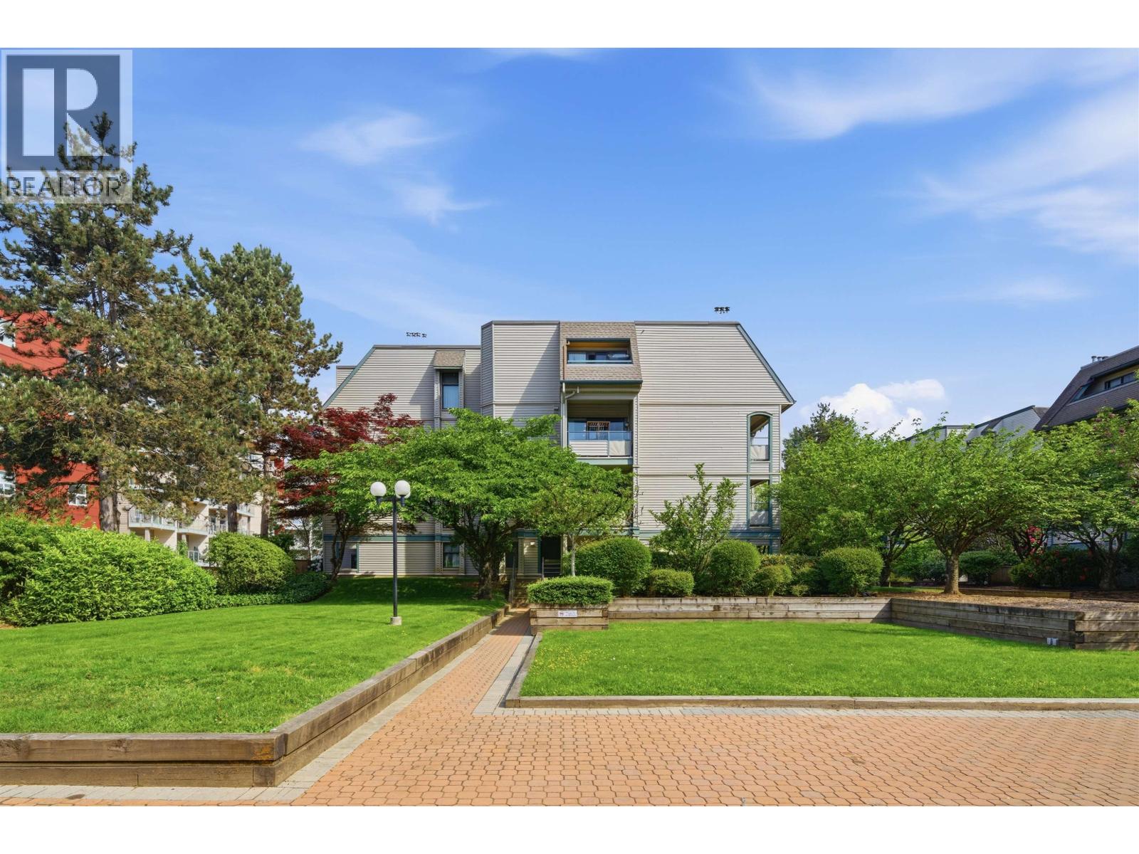 309 2915 Glen Drive, Coquitlam, British Columbia  V3B 7H8 - Photo 3 - R3122253