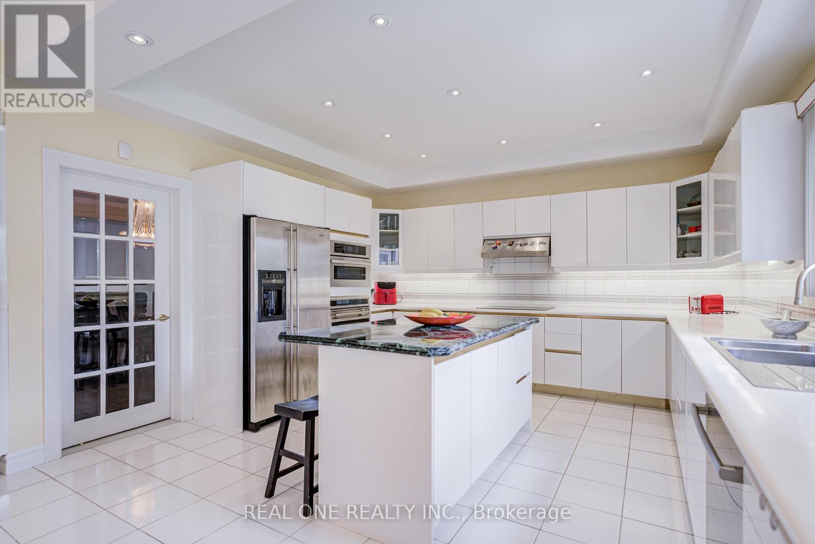 261 Mckee Avenue, Toronto, Ontario  M2N 4E2 - Photo 36 - C13112014