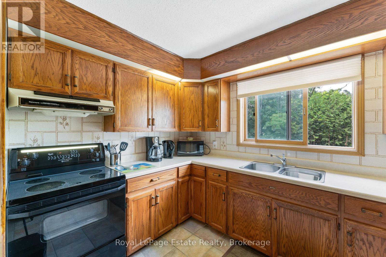 97 Dorena Crescent, South Bruce Peninsula, Ontario  N0H 2G0 - Photo 14 - X13113682