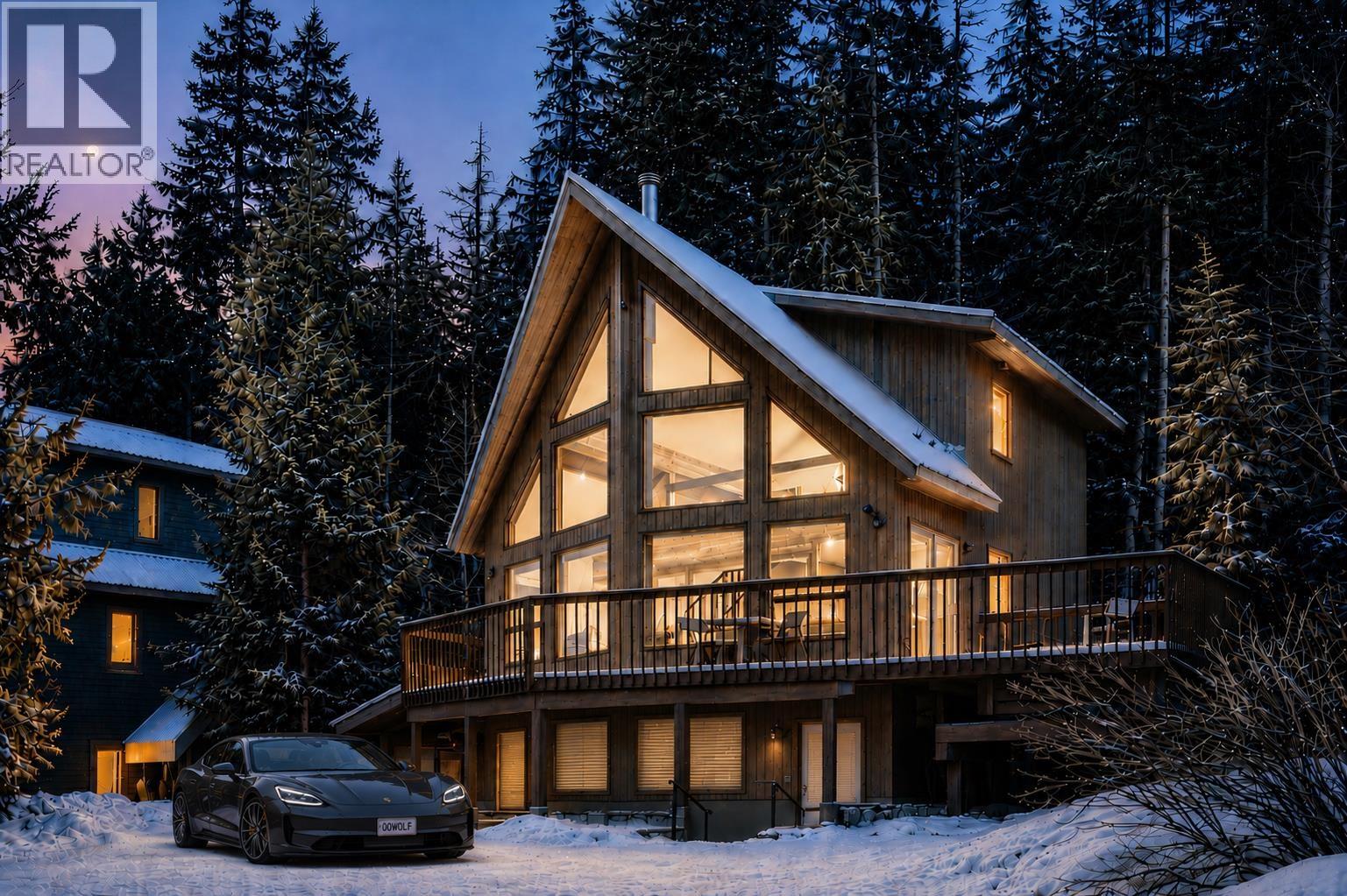 2748 COYOTE PLACE, Whistler, British Columbia