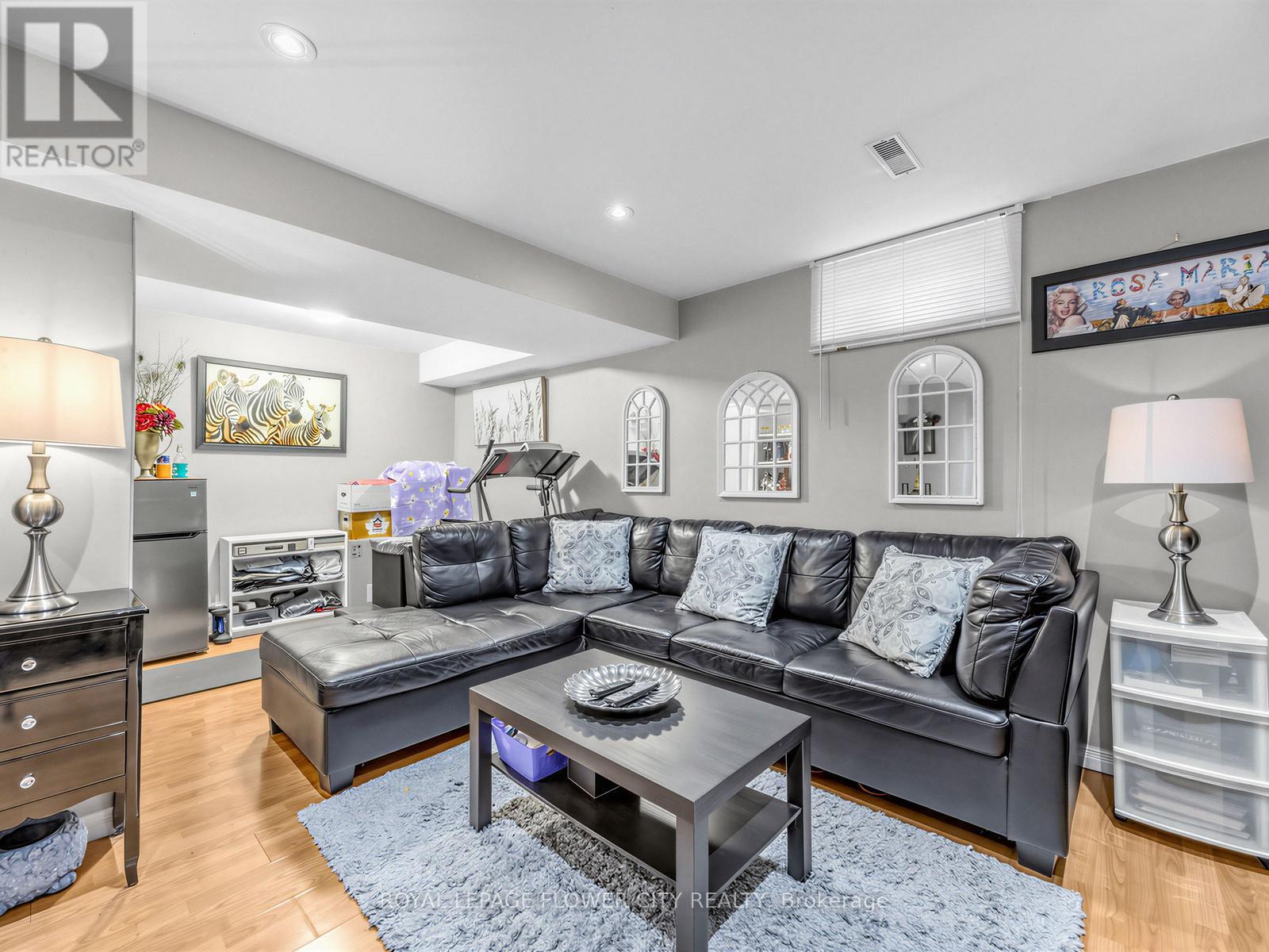 16 Blossom Avenue, Brampton, Ontario  L6X 2W3 - Photo 24 - W13087492