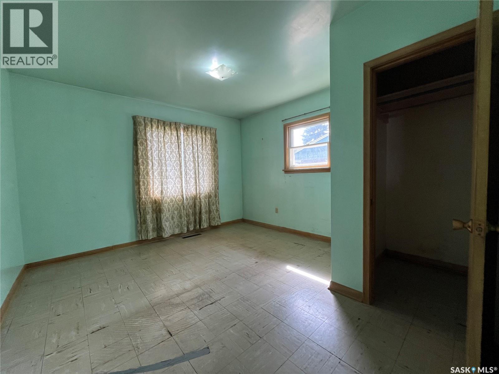 1010 13th Street W, Prince Albert, Saskatchewan  S6V 3H7 - Photo 8 - SK035651