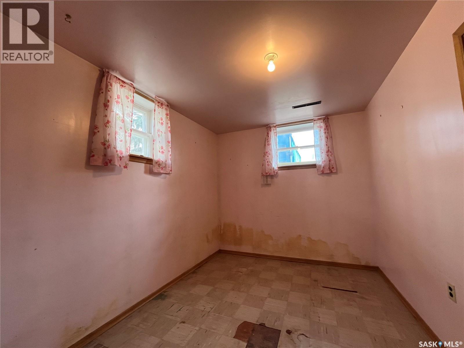 1010 13th Street W, Prince Albert, Saskatchewan  S6V 3H7 - Photo 15 - SK035651