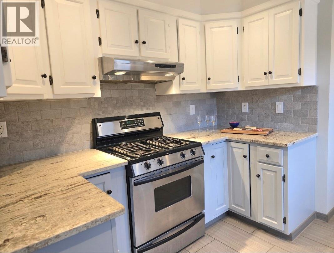 3946 Macgregor Road W, Nelson, British Columbia  V1L 6M8 - Photo 15 - 10375037