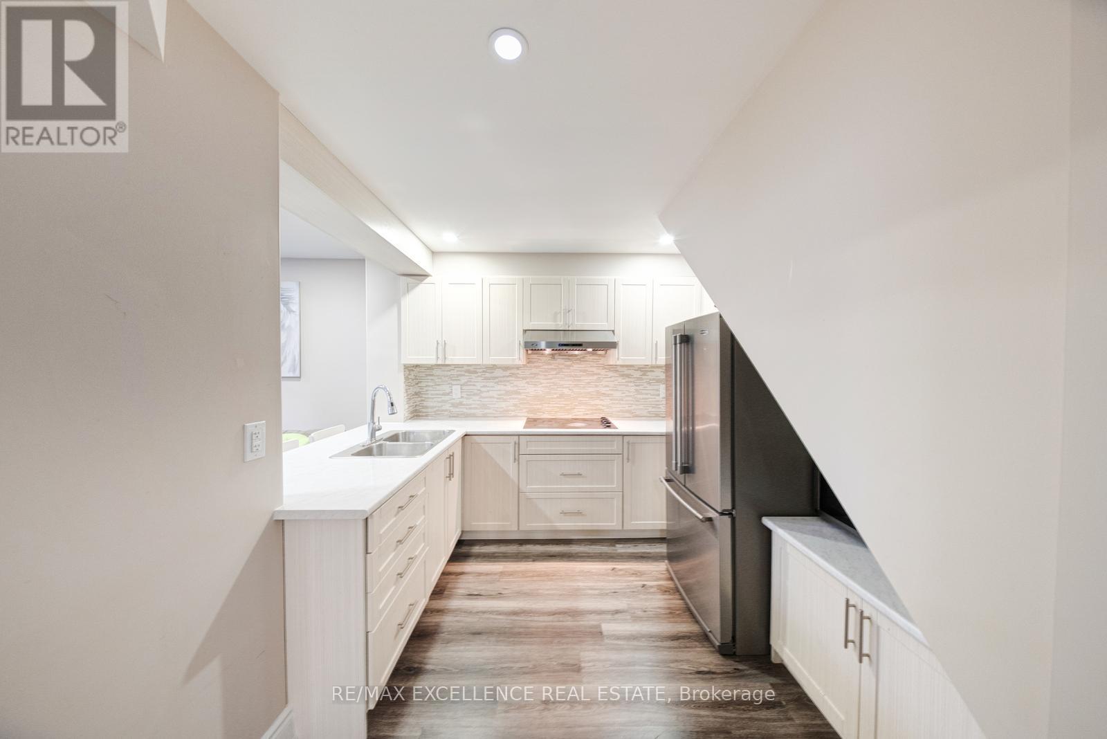 8 Settlers Field Road, Brampton, Ontario  L6X 5P2 - Photo 32 - W13113160