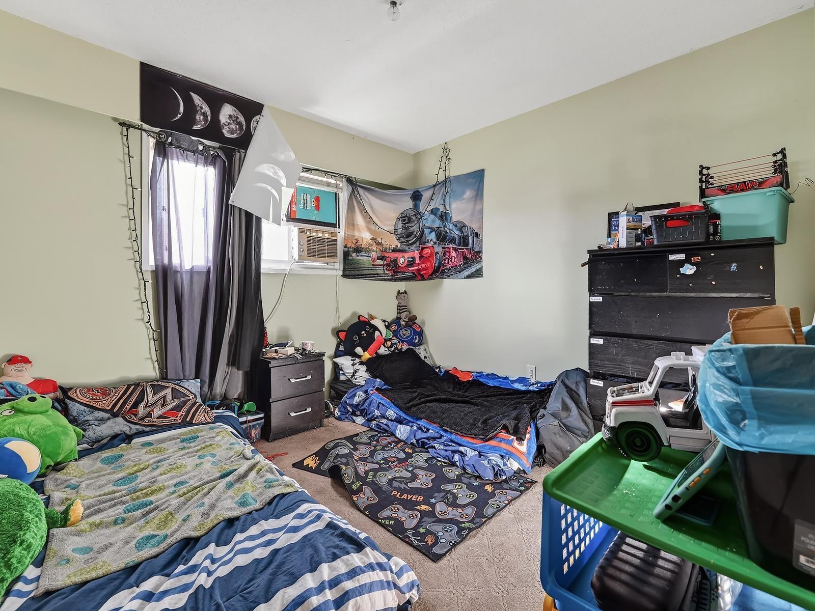 2068 Ridgeway Street, Abbotsford, British Columbia  V2T 3X7 - Photo 11 - R3122102