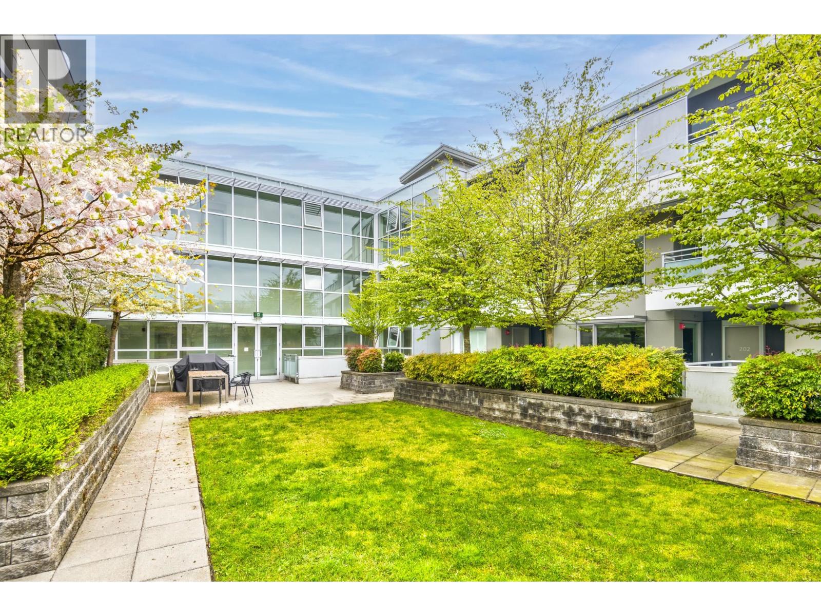 402 1061 Marine Drive, North Vancouver, British Columbia  V7P 1S6 - Photo 29 - R3110700