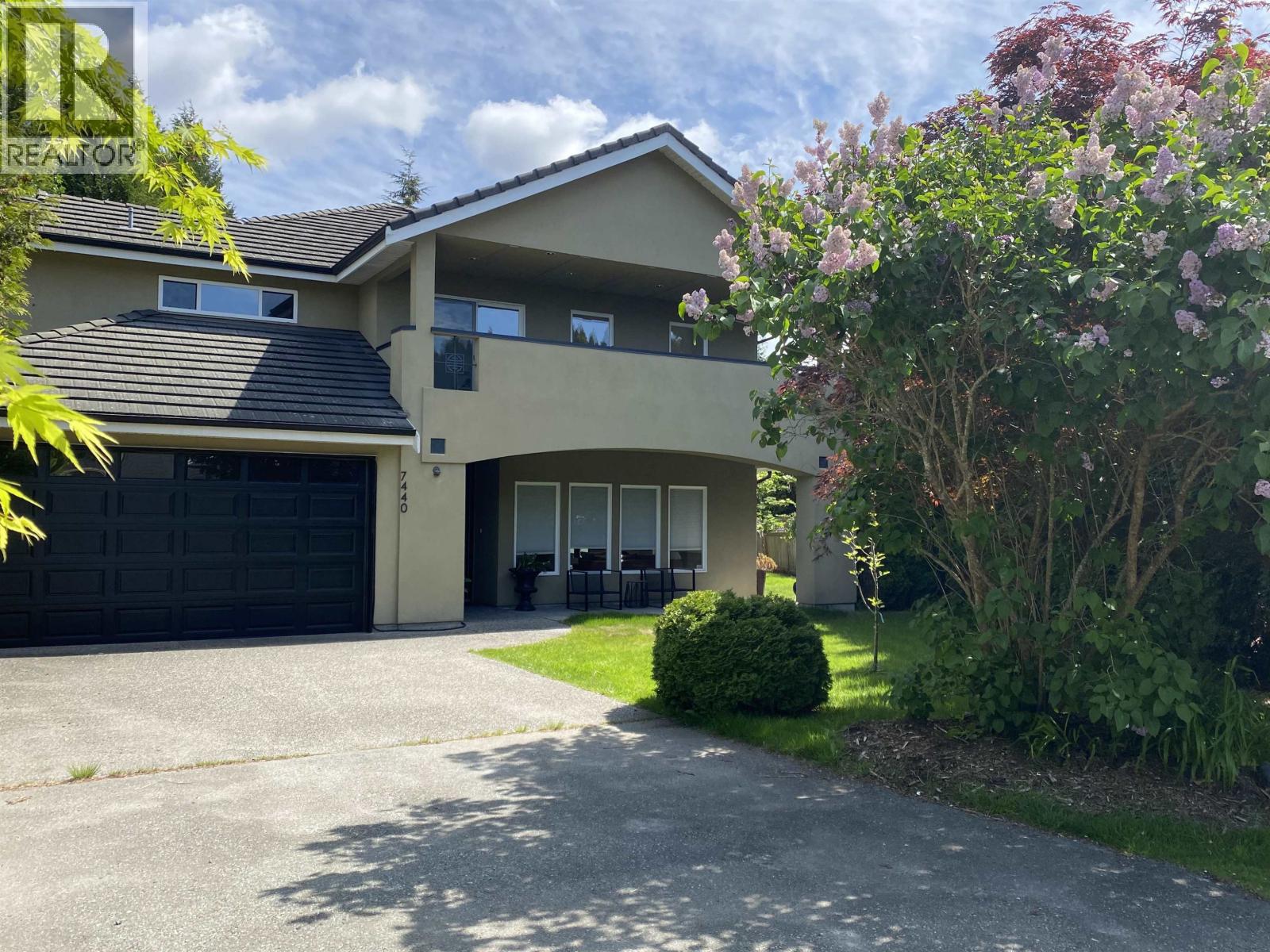 7440 Ludlow Place, Richmond, British Columbia  V7C 2Z6 - Photo 1 - R3104620
