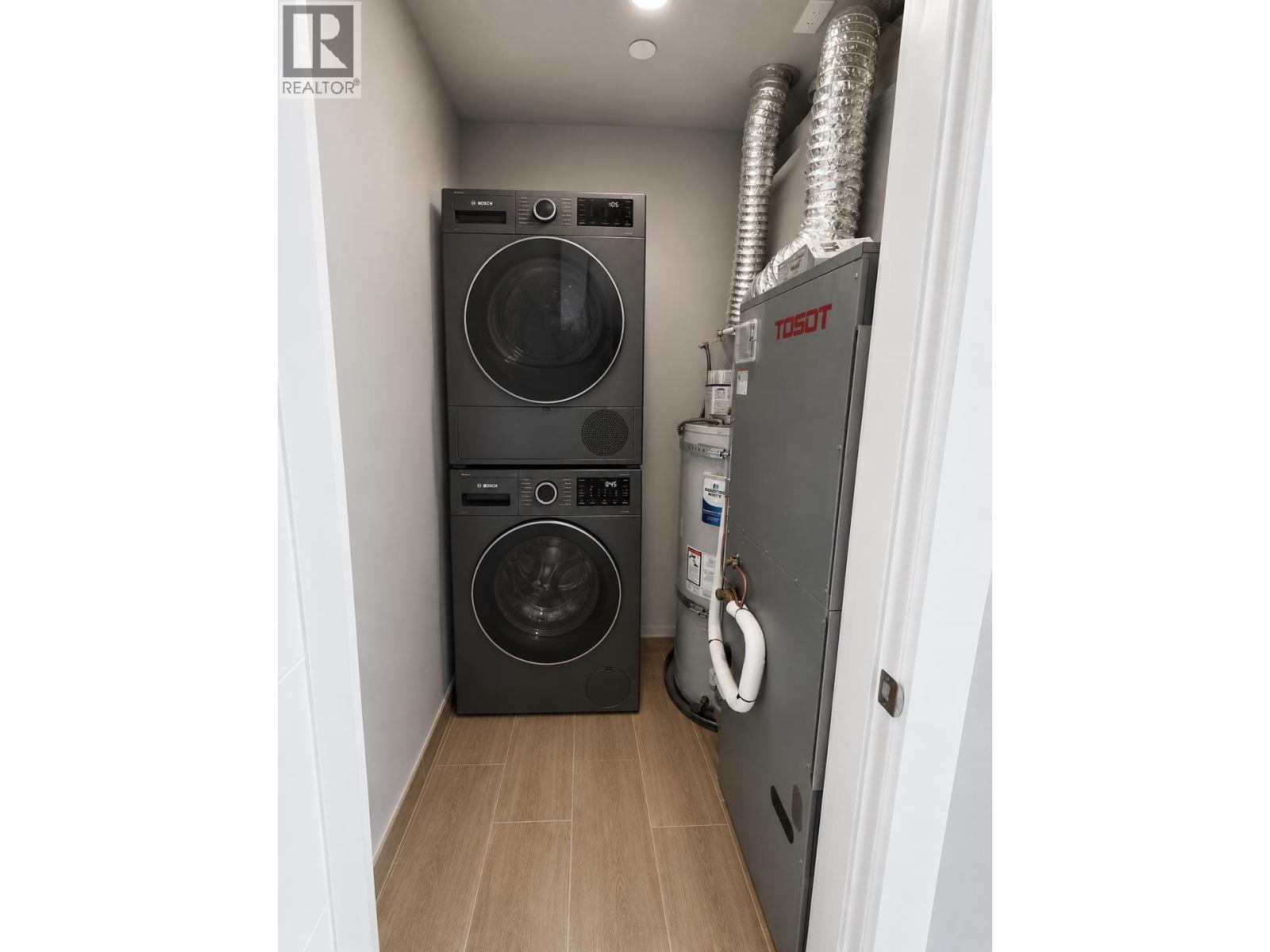 2 2559 W King Edward Avenue, Vancouver, British Columbia  V6L 1T5 - Photo 27 - R3110233