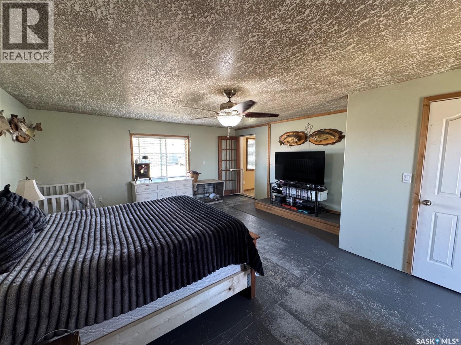 381 2nd Street, Disley, Saskatchewan  S0G 0H0 - Photo 14 - SK035564