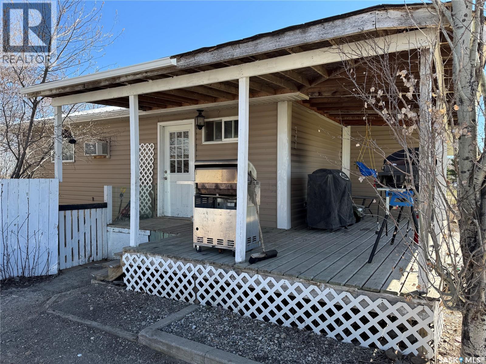 381 2nd Street, Disley, Saskatchewan  S0G 0H0 - Photo 17 - SK035564