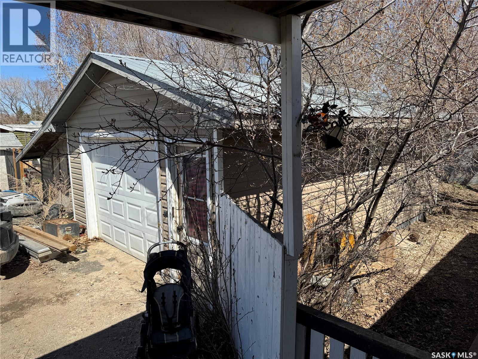 381 2nd Street, Disley, Saskatchewan  S0G 0H0 - Photo 18 - SK035564