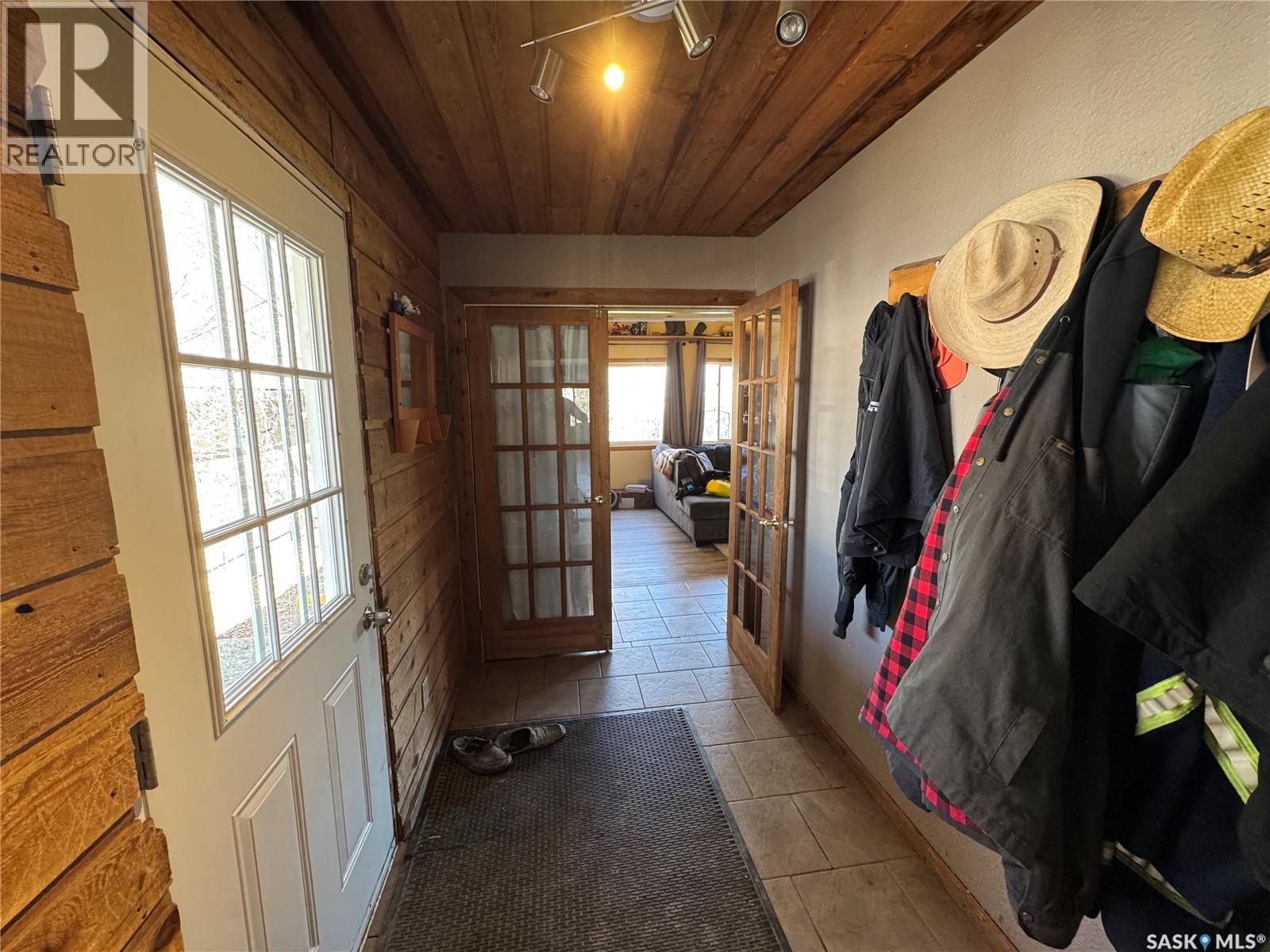 381 2nd Street, Disley, Saskatchewan  S0G 0H0 - Photo 2 - SK035564