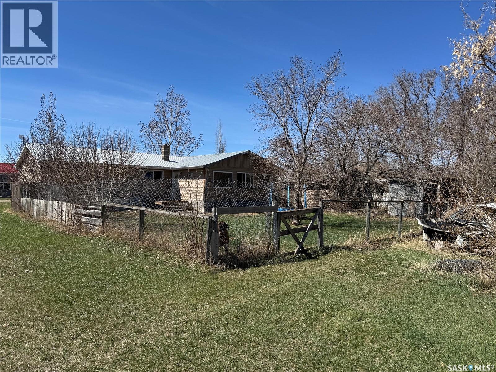 381 2nd Street, Disley, Saskatchewan  S0G 0H0 - Photo 20 - SK035564