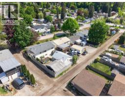 361 2 Street SE