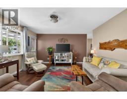 361 2 Street SE