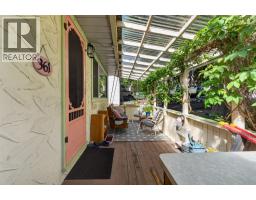 361 2 Street SE