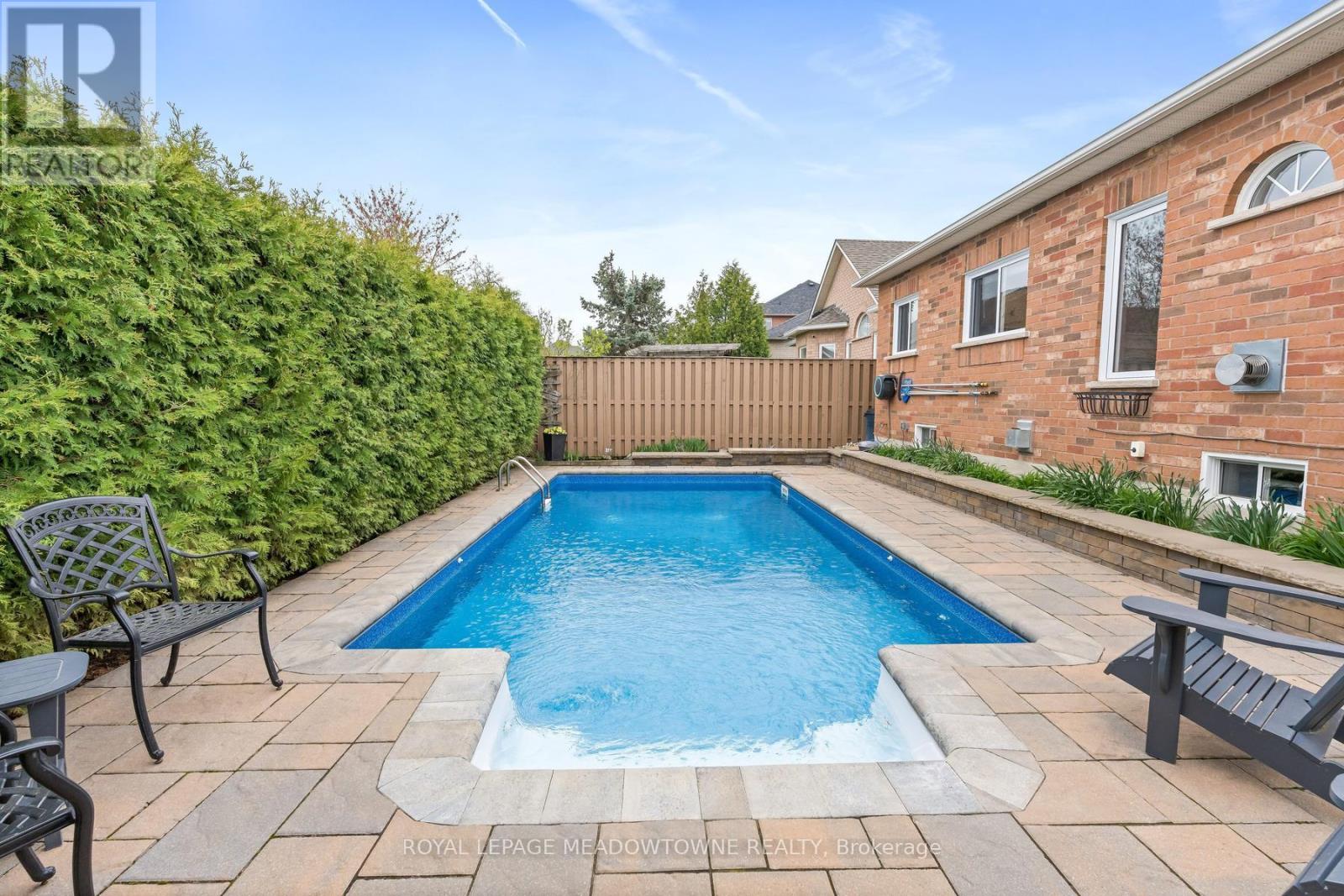 22 Berton Boulevard, Halton Hills, Ontario  L7G 6A5 - Photo 39 - W13113752